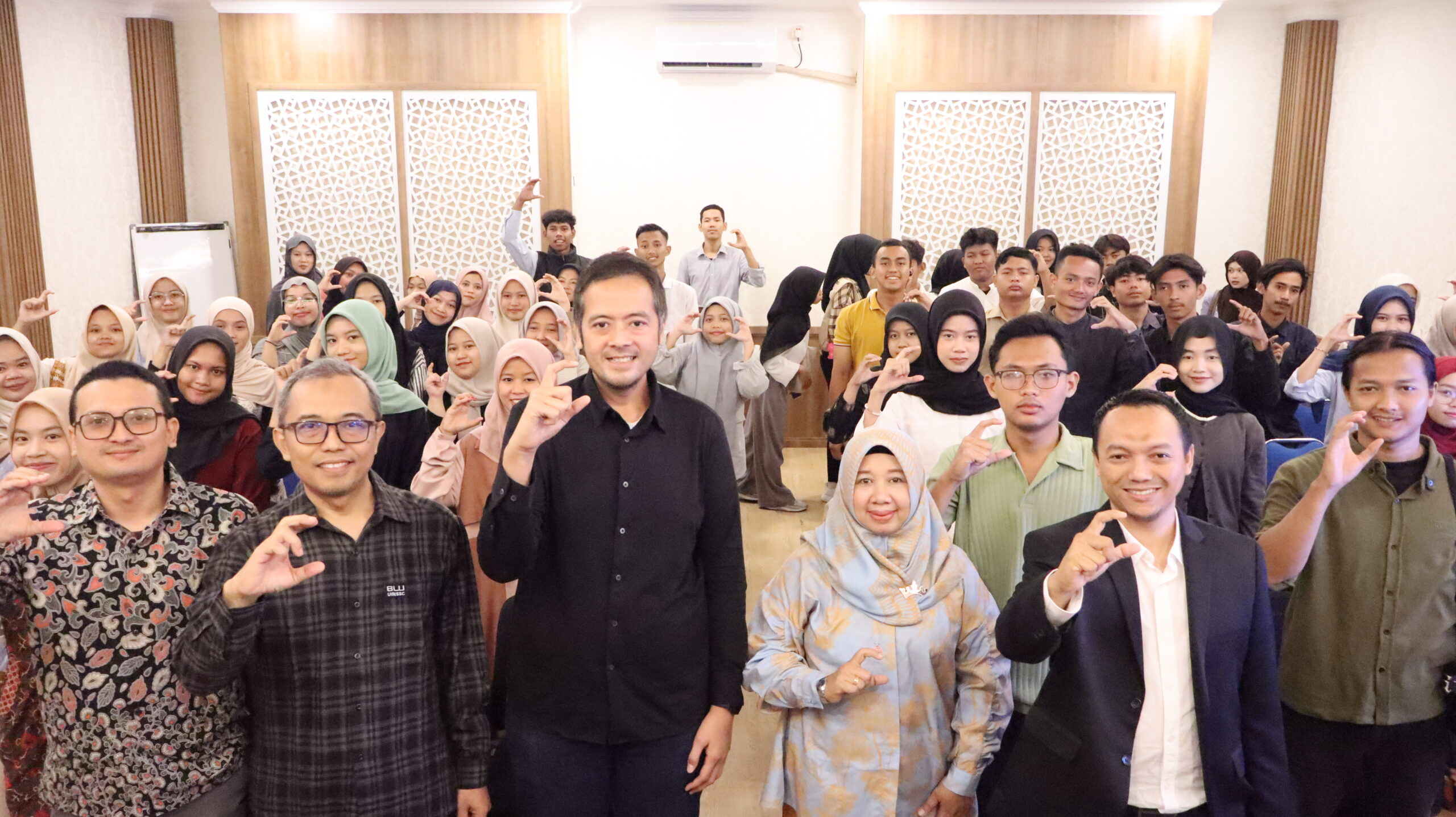 Ciptakan Inovasi, Digitalisasi dan Kemandirian : Mahasiswa Prodi Ilmu Falak Ikuti Kegiatan Workshop Kewiraushaan