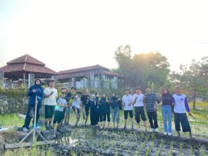 Implementasi Tri Dharma Perguruan Tinggi : HMJ Prodi Ilmu Falak Berkontribusi Aktif dalam Pengabdian Mayarakat